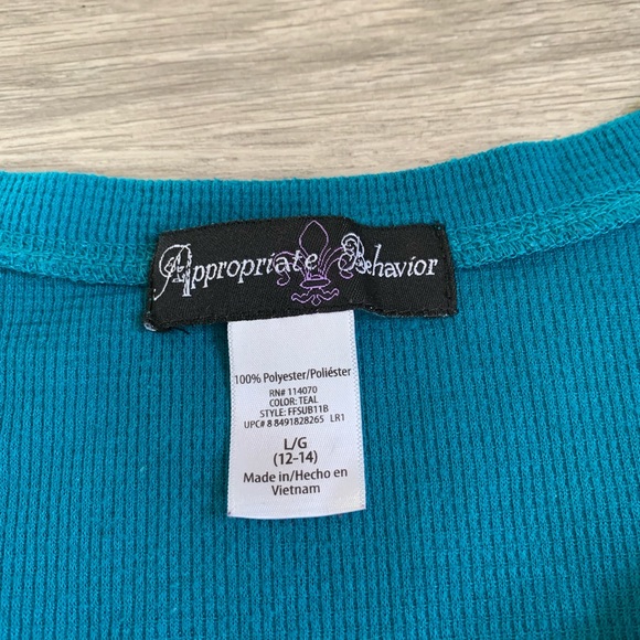 CUTE BLUE Y2K TOP !! - Picture 3 of 4